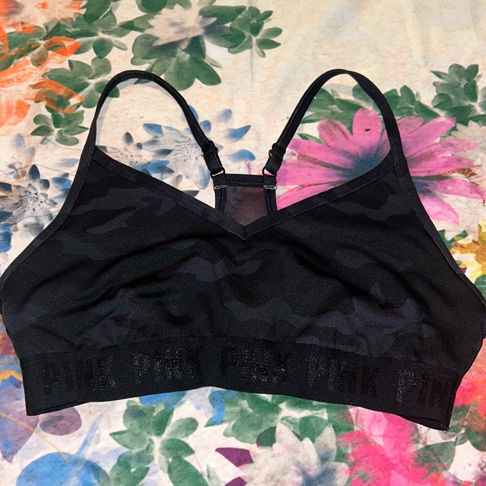 PINK Active yoga sports bra size Medium style camouflage